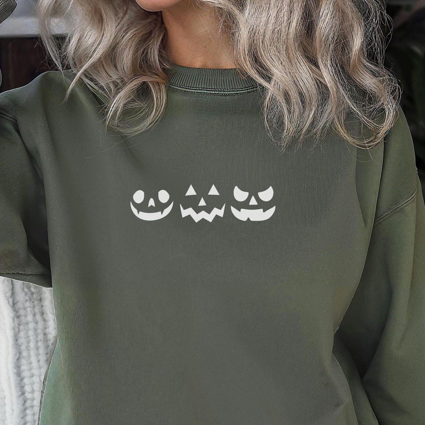 Wear this Halloween Sweatshirt for the Halloween Fan! Unisex sizing.
Don’t miss out on the chance to add some fun to your Halloween wardrobe. Get ready to turn heads this spooky season!